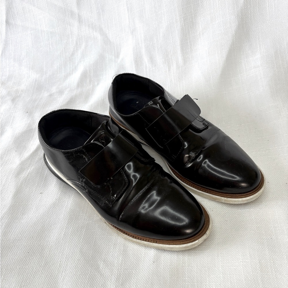 Cole Haan Black Leather Oxford shoes